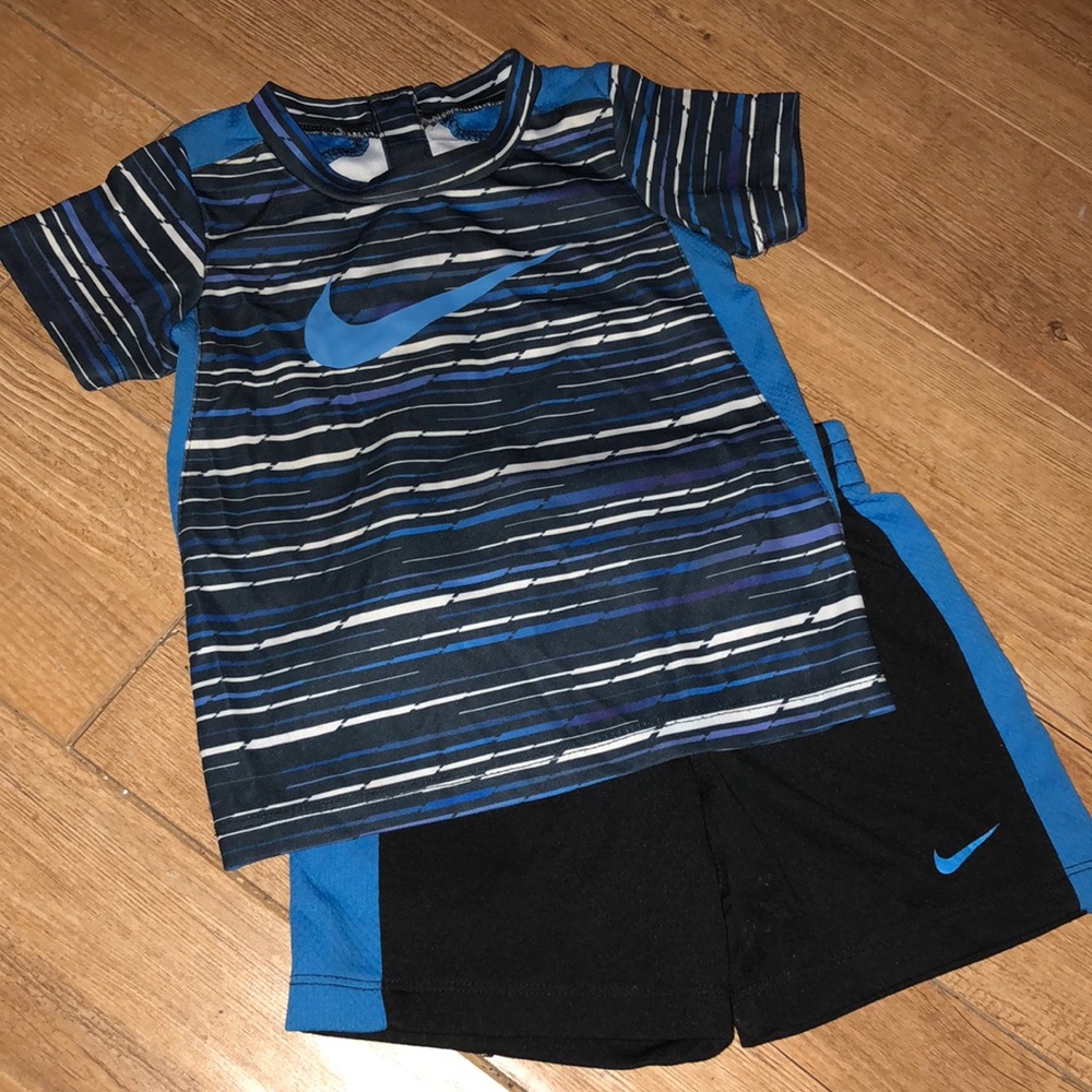 Nike Toddler Set